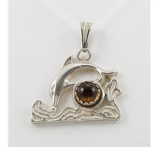 Amber Pendant (17) 01