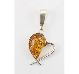 Amber Pendant (32) 01