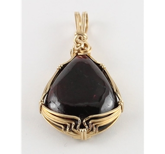 Garnet Pendant (02)