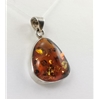 Amber Pendant (02) 04